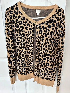 andrea new york Leopard Print Cardigan Size Medium Like New
